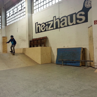 20130226_111349 Montessori-Schulzentrum Leipzig - Schülerblog - Roll, roll kleines Brett!